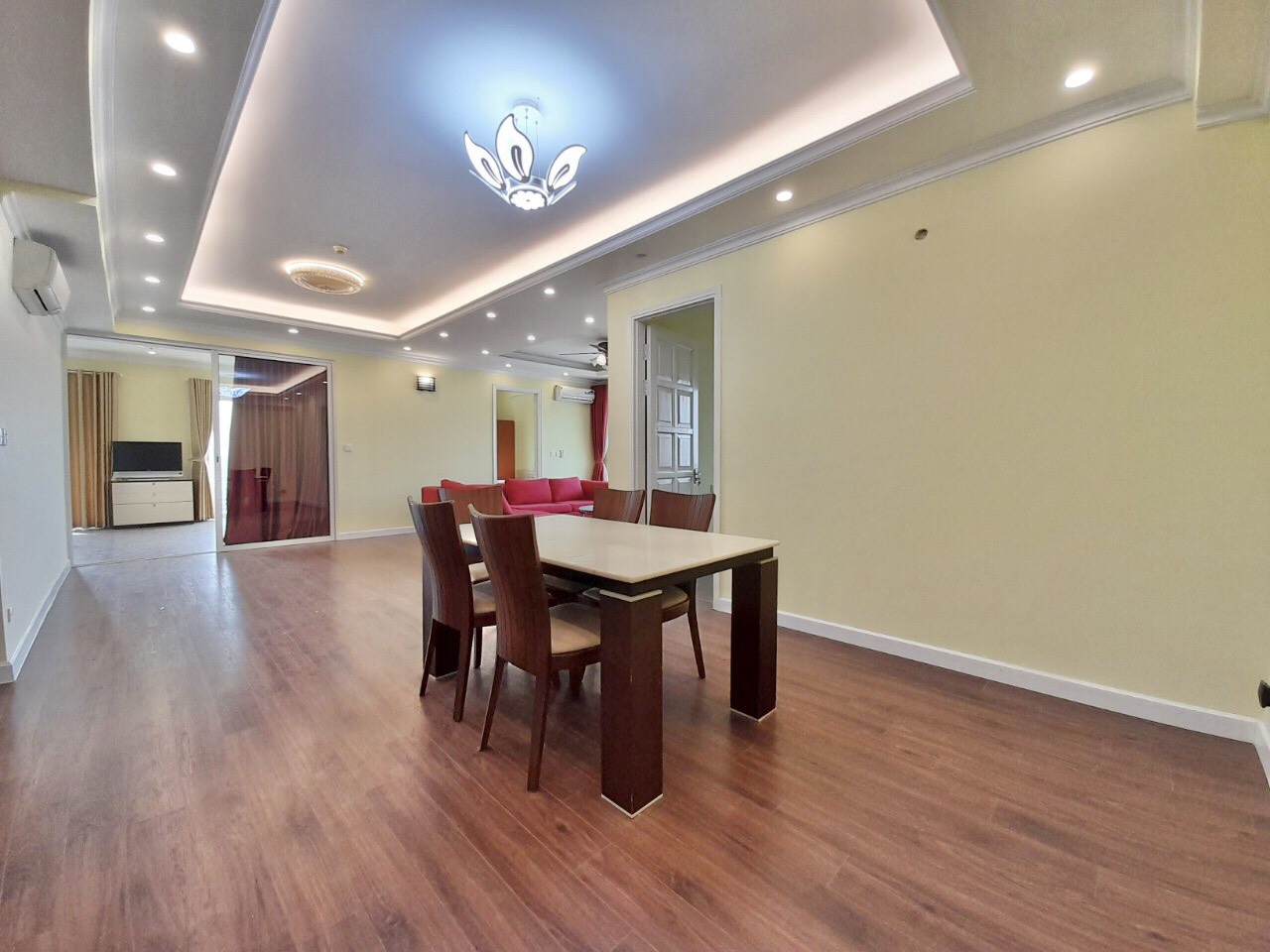 3-bedroom apartment for rent in E1 Ciputra, Tay Ho, Hanoi 1