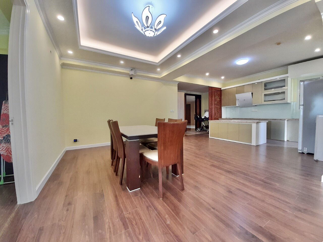 3-bedroom apartment for rent in E1 Ciputra, Tay Ho, Hanoi 8
