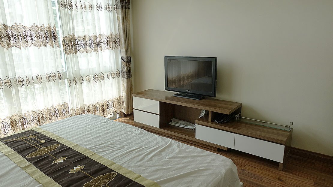 3-bedroom apartment for rent in E4 Ciputra Tay Ho, Hanoi with the price of $1000 11