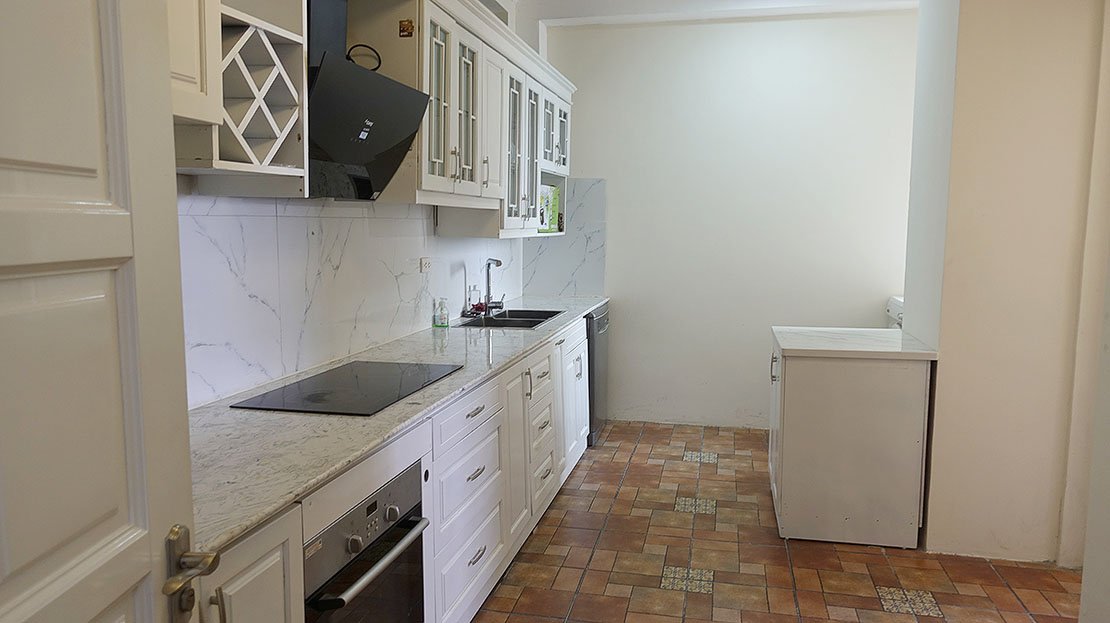 3-bedroom apartment for rent in E4 Ciputra Tay Ho, Hanoi with the price of $1000 6