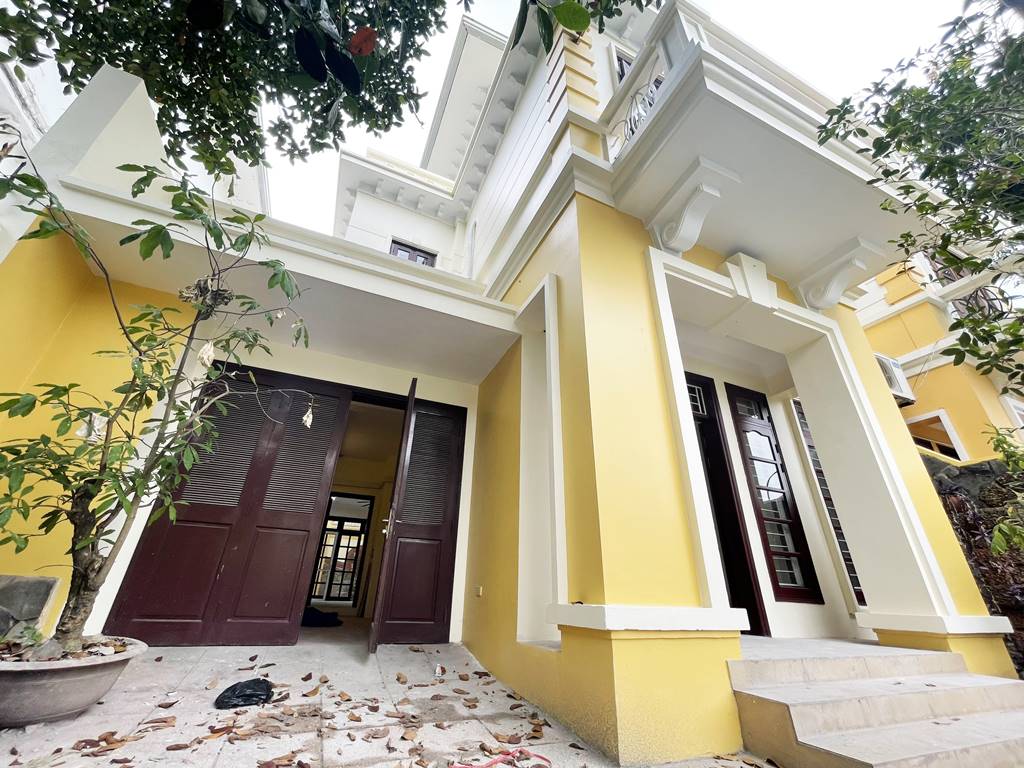 Ancient villa for rent in D block - Ciputra Hanoi 1