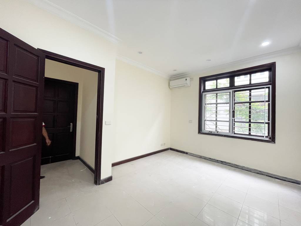 Ancient villa for rent in D block - Ciputra Hanoi 14