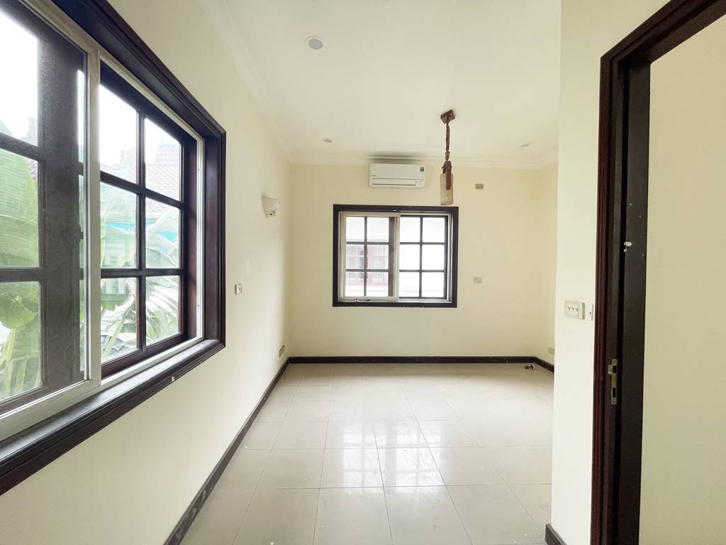 Ancient villa for rent in D block - Ciputra Hanoi 18