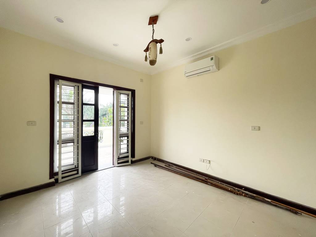 Ancient villa for rent in D block - Ciputra Hanoi 22