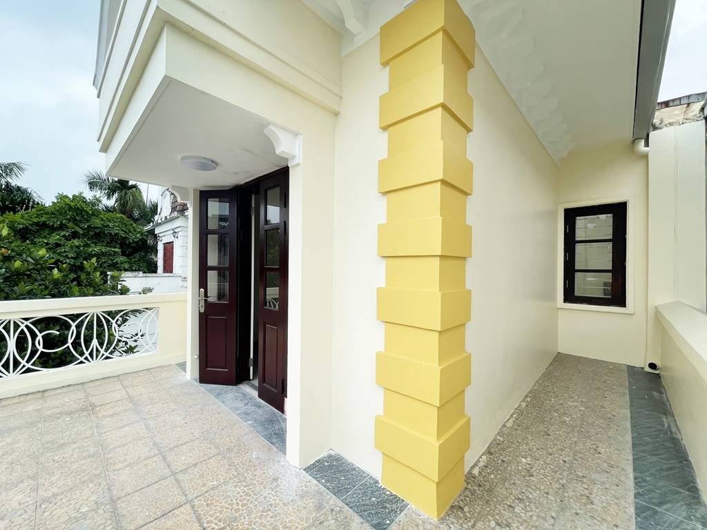 Ancient villa for rent in D block - Ciputra Hanoi 28