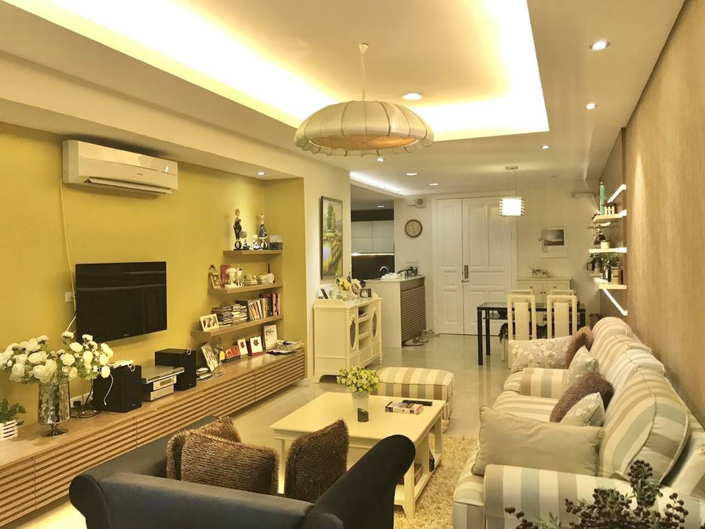 Cozy 145 sqm apartment for rent in P2 Ciputra (Parklane Tower) 1