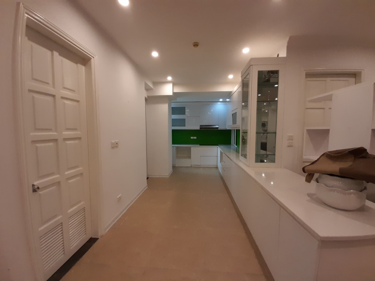 Fully furnished apartment for rent in G3 Ciputra, Tay Ho, Hanoi 11