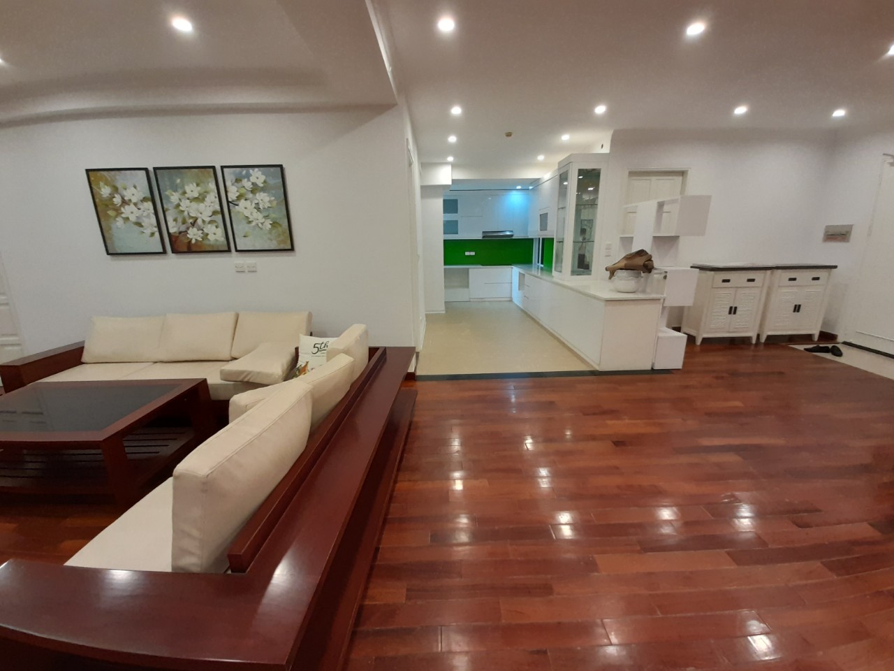 Fully furnished apartment for rent in G3 Ciputra, Tay Ho, Hanoi 12