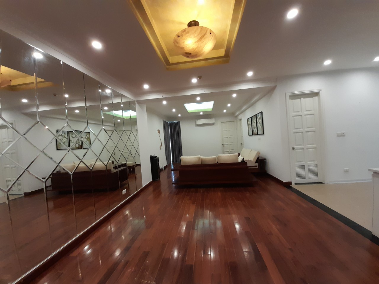 Fully furnished apartment for rent in G3 Ciputra, Tay Ho, Hanoi 2