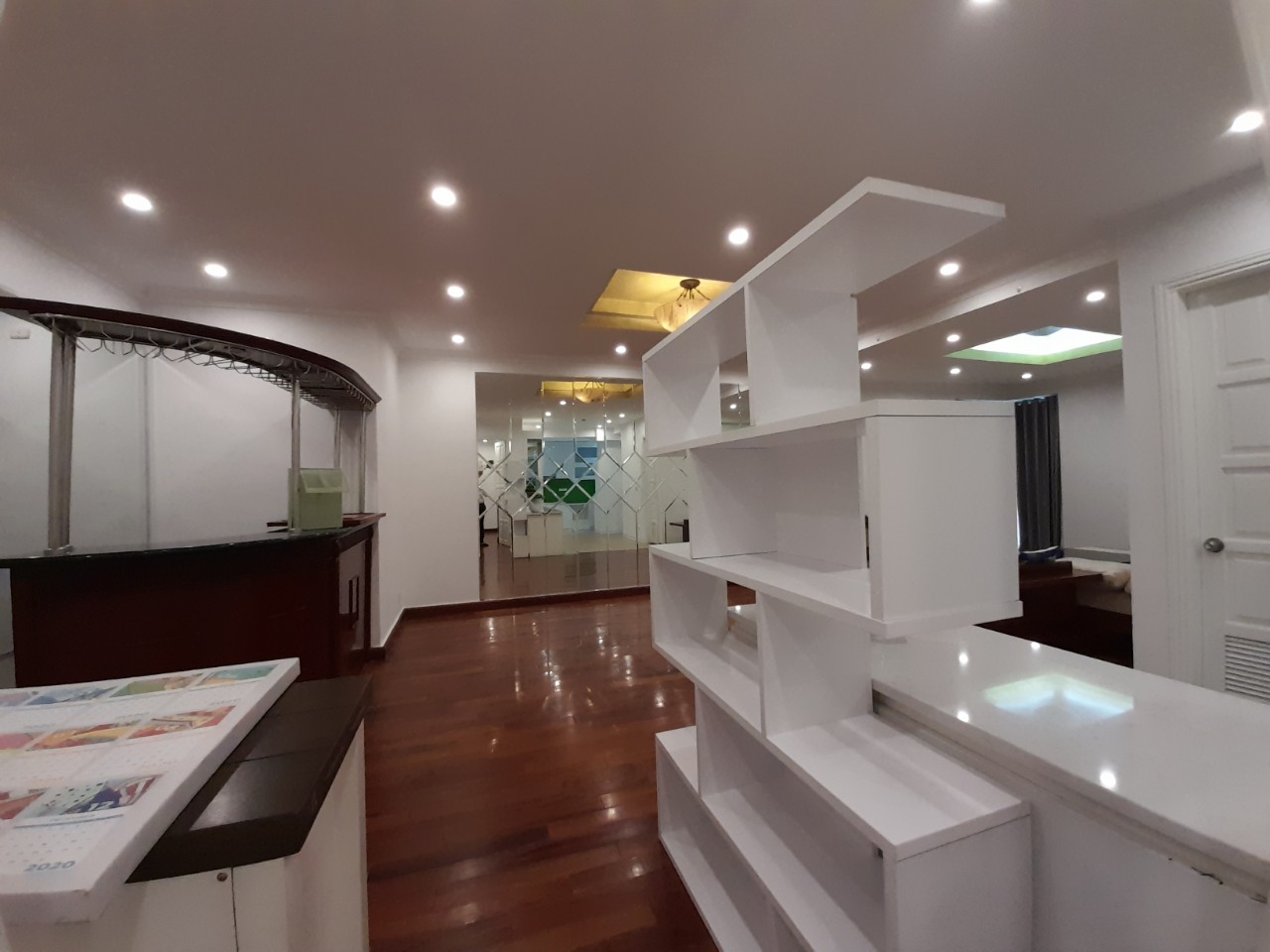Fully furnished apartment for rent in G3 Ciputra, Tay Ho, Hanoi 4