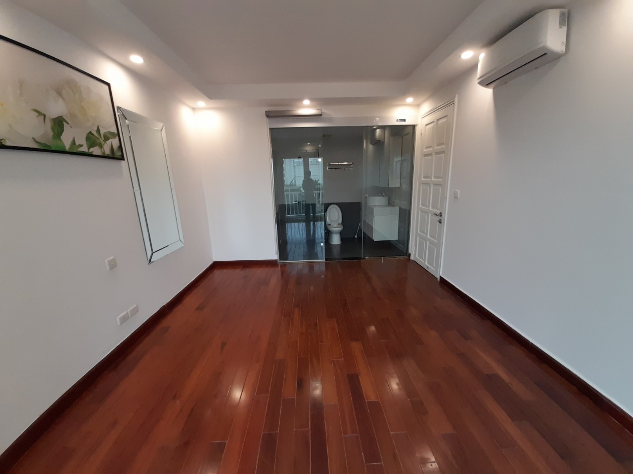 Fully furnished apartment for rent in G3 Ciputra, Tay Ho, Hanoi 7
