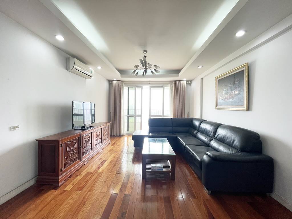 Gorgeous 4 - bedroom apartment for rent in P2 Ciputra 1