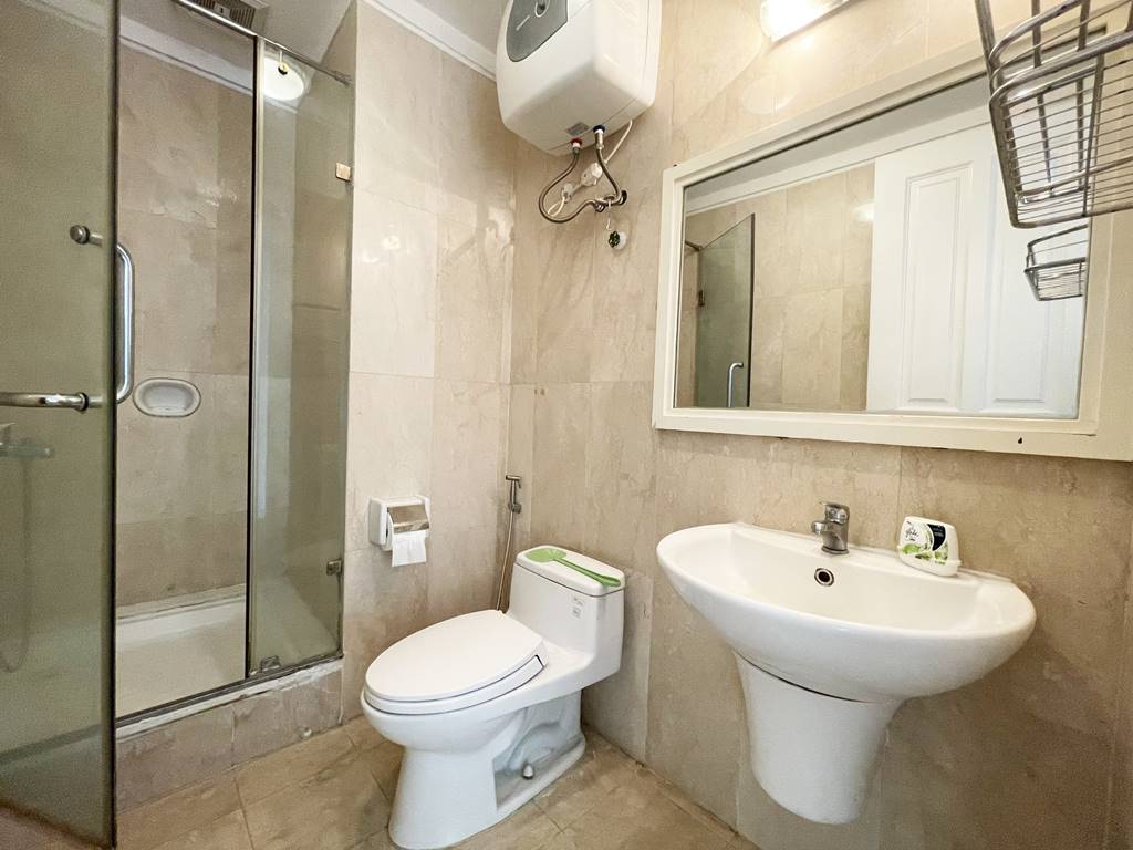 Gorgeous 4 - bedroom apartment for rent in P2 Ciputra 17