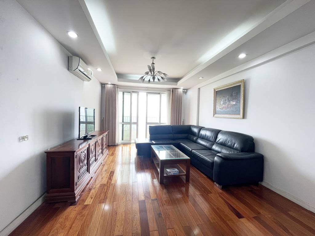 Gorgeous 4 - bedroom apartment for rent in P2 Ciputra 2