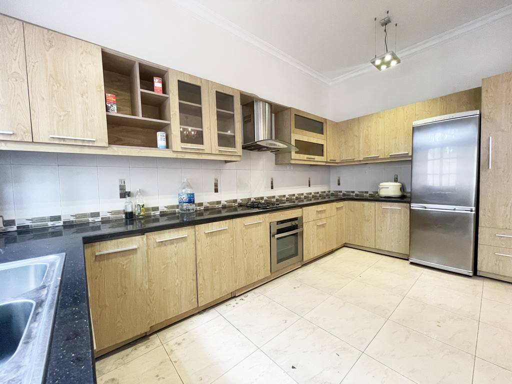 Grand partly furnished villa for rent in G block, Ciputra Tay Ho 13