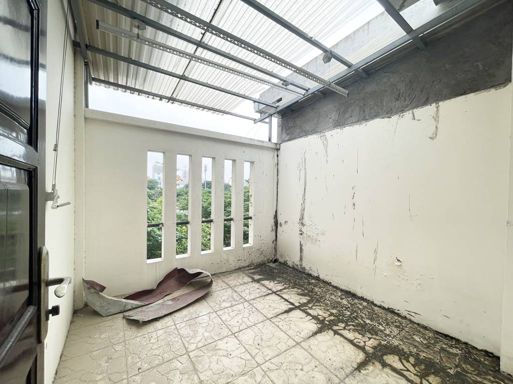Grand partly furnished villa for rent in G block, Ciputra Tay Ho 3
