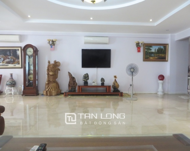 High floor apartment for rent in L1 Ciputra, Tay Ho with 267sqm in size 4