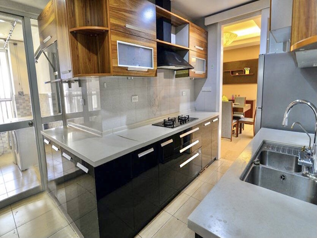 Huge 4-bedroom apartment for rent in Ciputra Tay Ho Hanoi 8