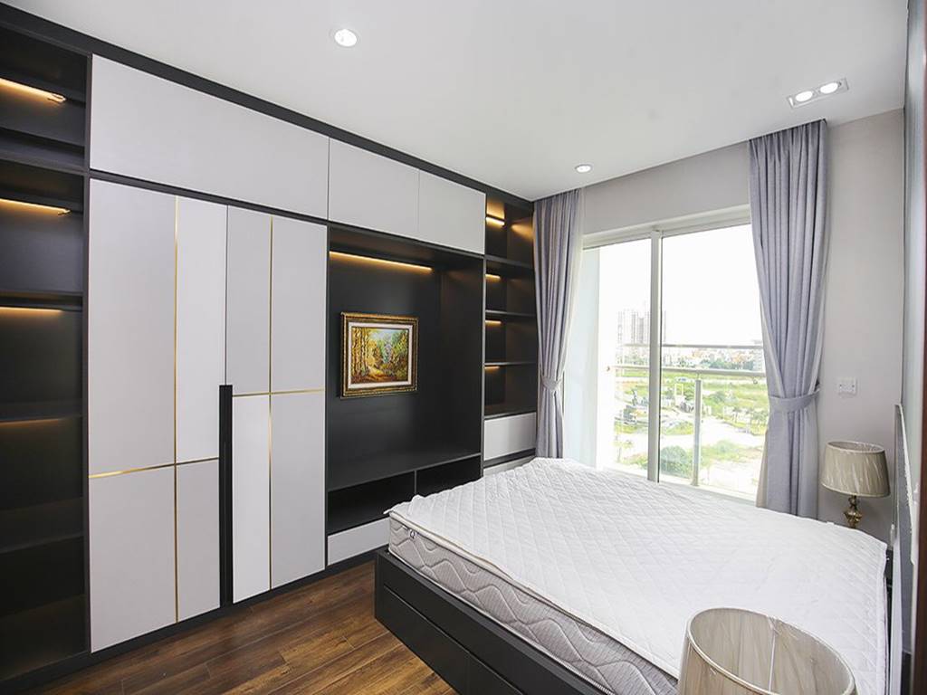 Impressive 3-bedroom apartment for rent in The Link L5 10