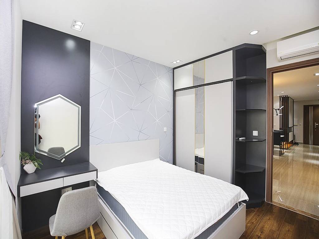 Impressive 3-bedroom apartment for rent in The Link L5 11