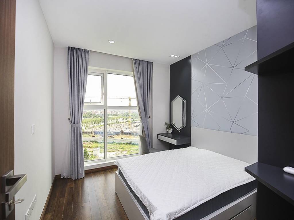Impressive 3-bedroom apartment for rent in The Link L5 12