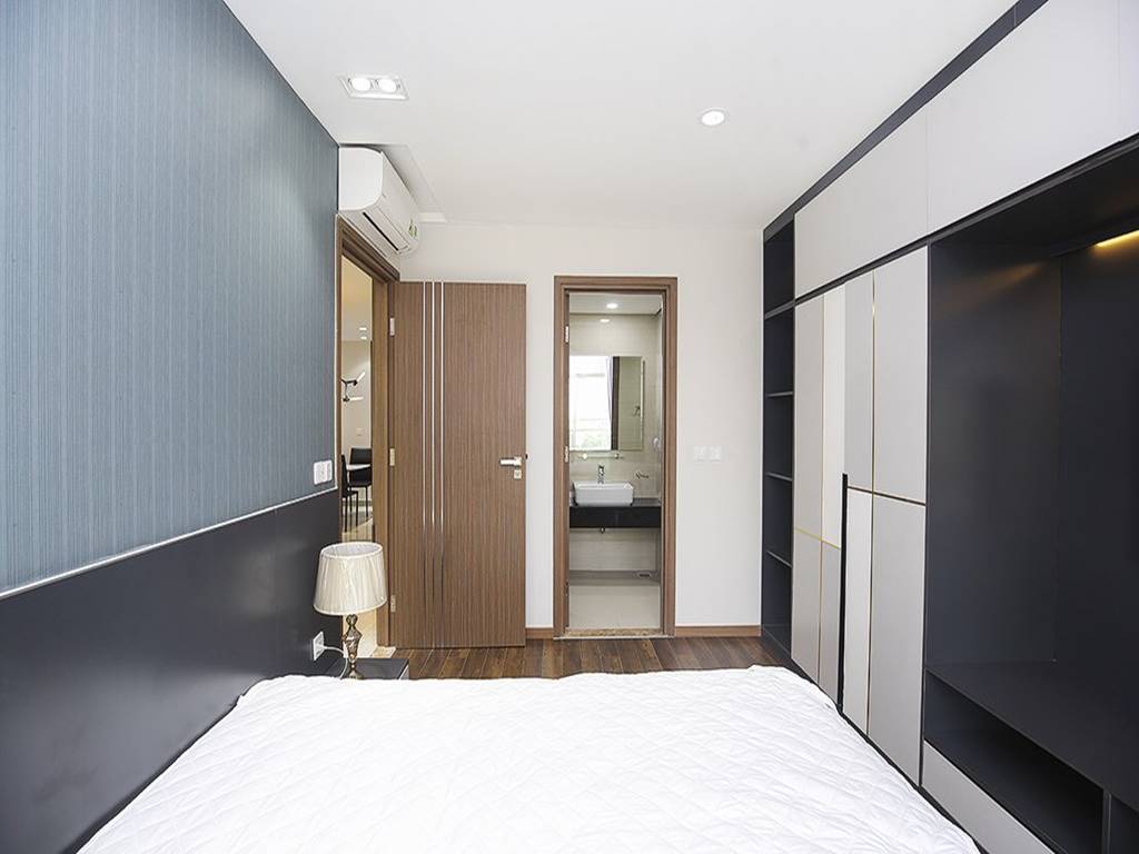 Impressive 3-bedroom apartment for rent in The Link L5 13