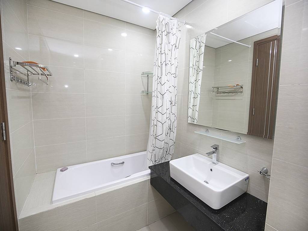 Impressive 3-bedroom apartment for rent in The Link L5 15