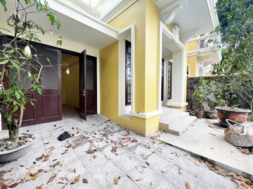 Ancient detached villa for rent in D block - Ciputra Hanoi - 180sqm x 3 floors