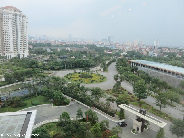 Luxurious apartment for rent in the center of L2 Ciputra 15