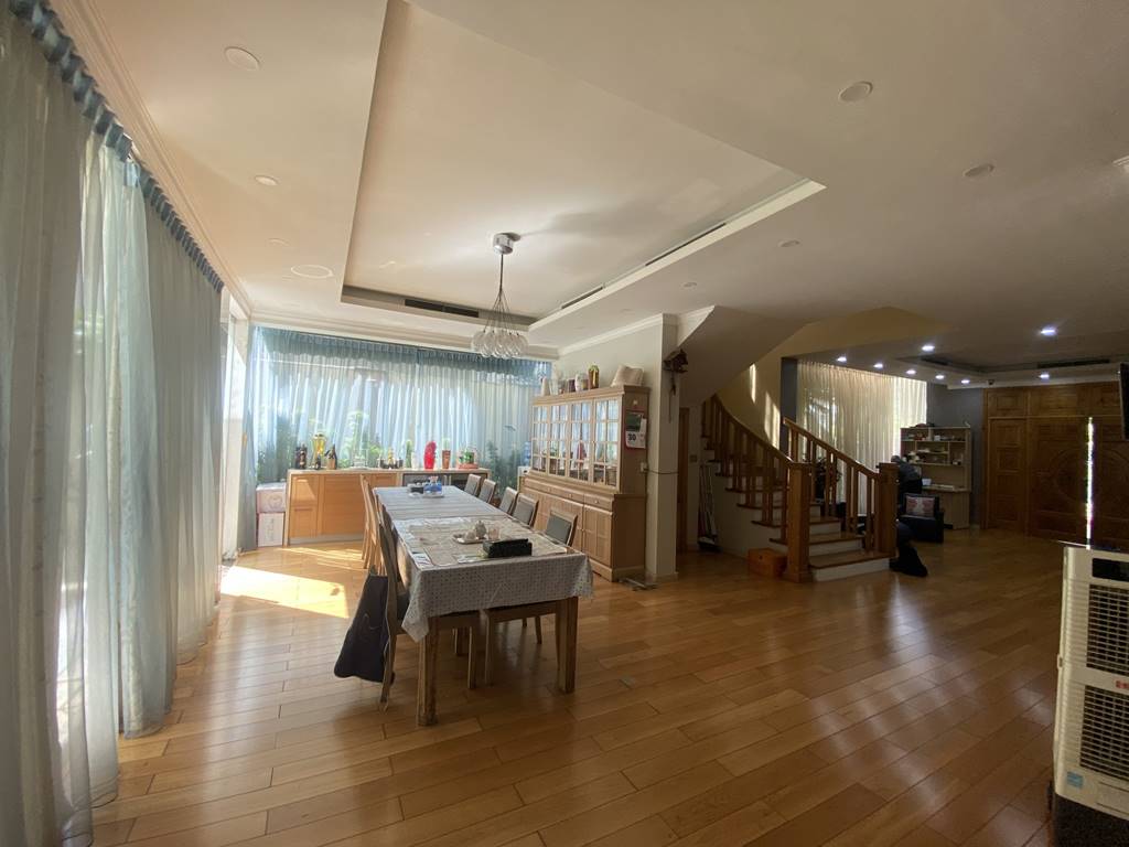 Luxurious villa for rent in C Ciputra, close to SIS Hanoi 14
