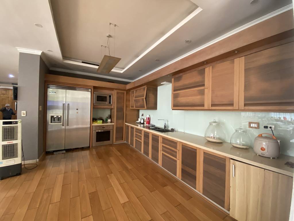 Luxurious villa for rent in C Ciputra, close to SIS Hanoi 16