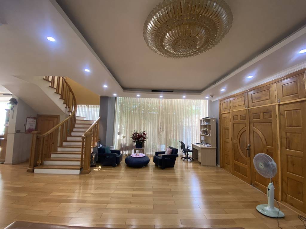 Luxurious villa for rent in C Ciputra, close to SIS Hanoi 17