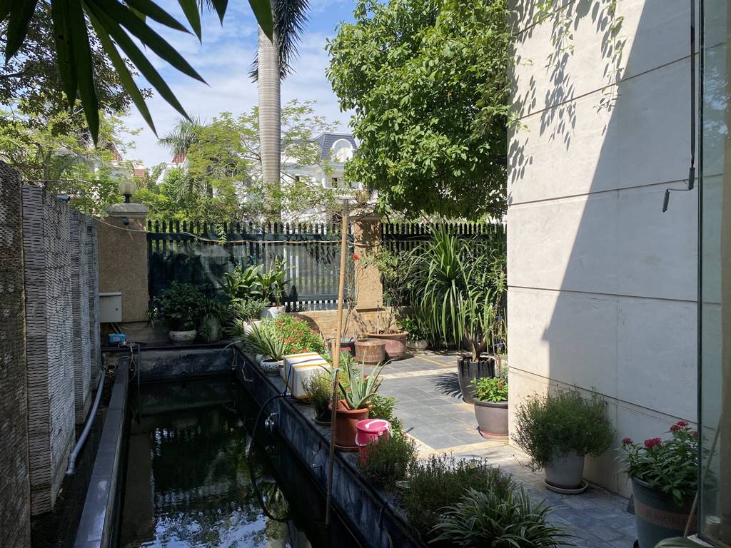 Luxurious villa for rent in C Ciputra, close to SIS Hanoi 4