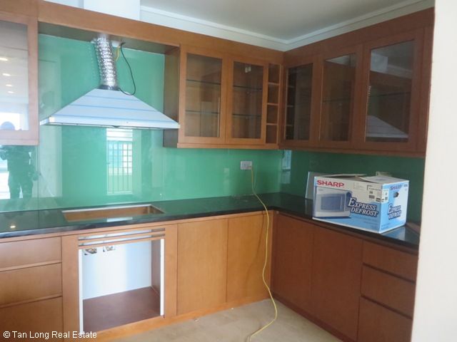 Luxury apartment for rent in L1 Ciputra 8