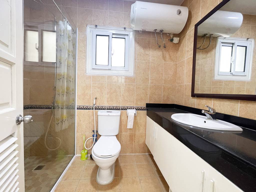 Nice house for rent in D4 Ciputra - 1 min to UNIS Hanoi 17