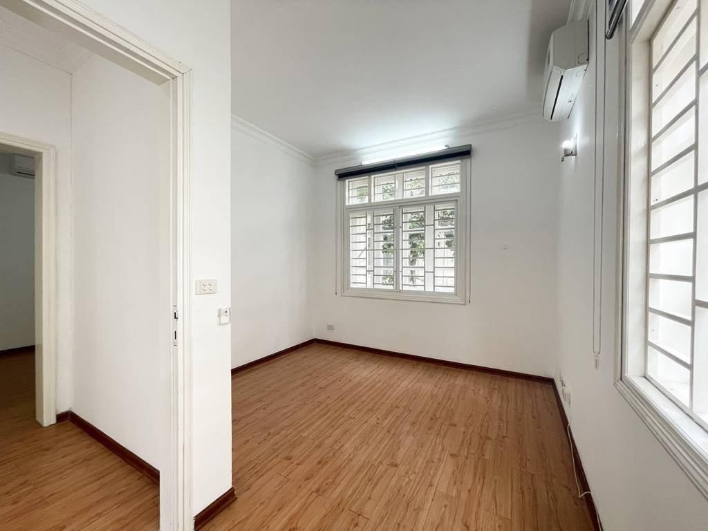Nice house for rent in D4 Ciputra - 1 min to UNIS Hanoi 18