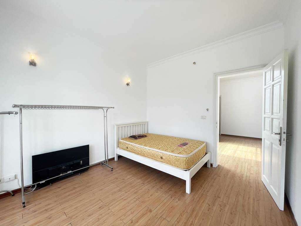 Nice house for rent in D4 Ciputra - 1 min to UNIS Hanoi 23