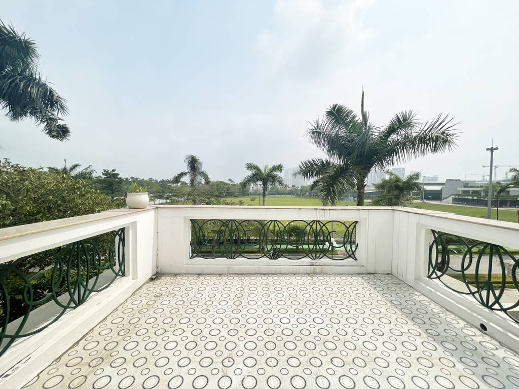 Nice house for rent in D4 Ciputra - 1 min to UNIS Hanoi 24