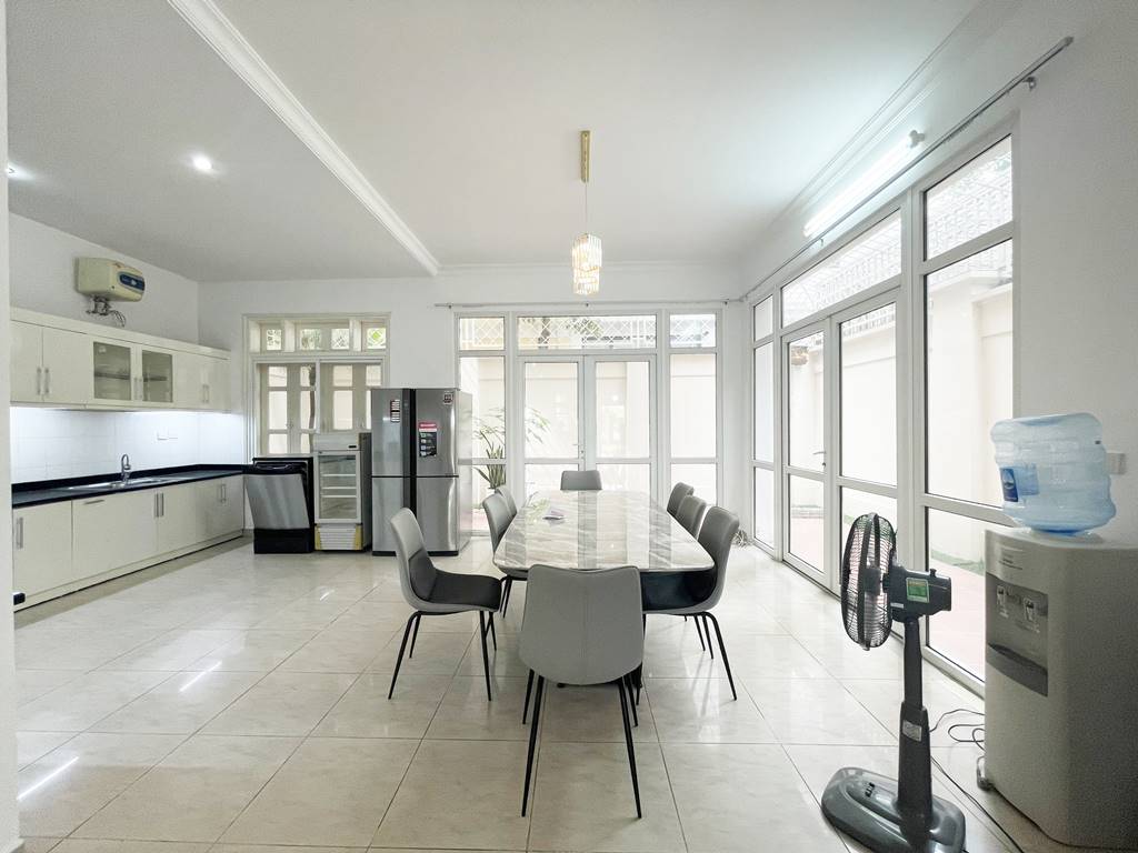 Nice house for rent in D4 Ciputra - 1 min to UNIS Hanoi 9