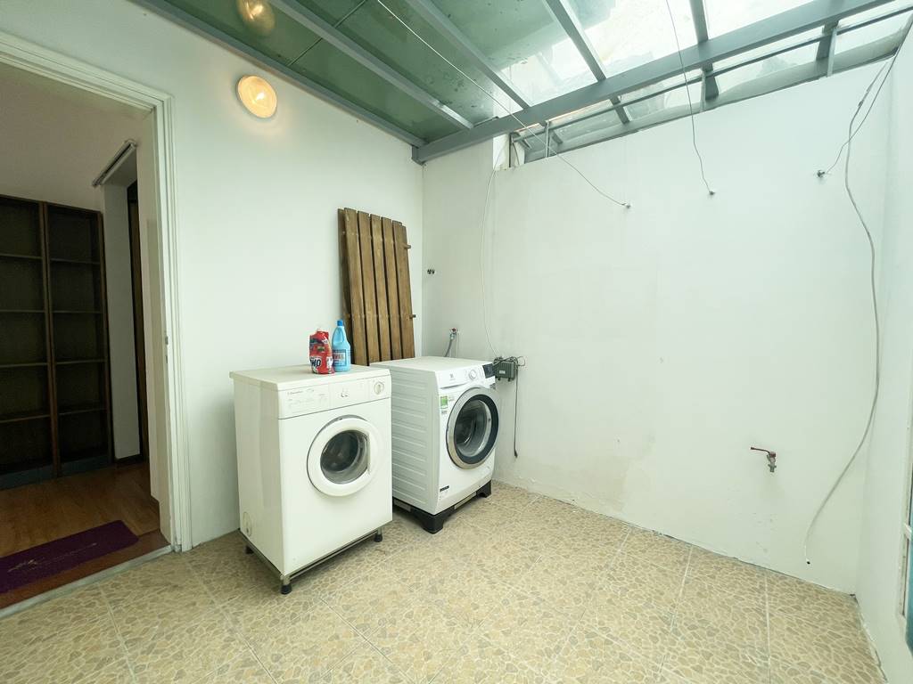 Nice house for rent in D4 Ciputra - 1 min to UNIS Hanoi 2