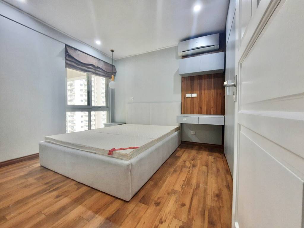 P1 Ciputra | Lovely 145 sqm apartment for rent 10