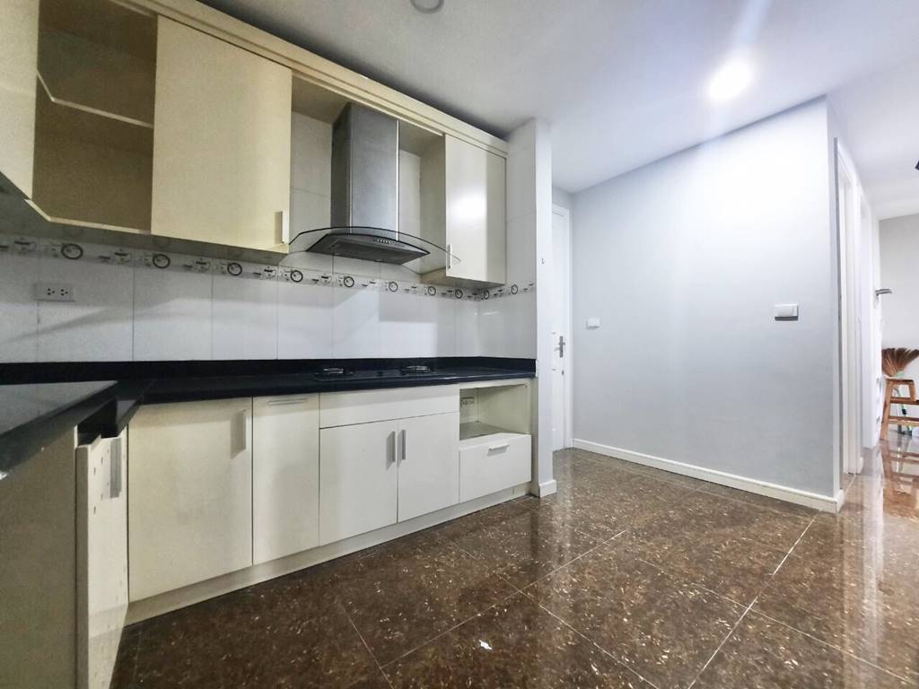 P1 Ciputra | Lovely 145 sqm apartment for rent 6