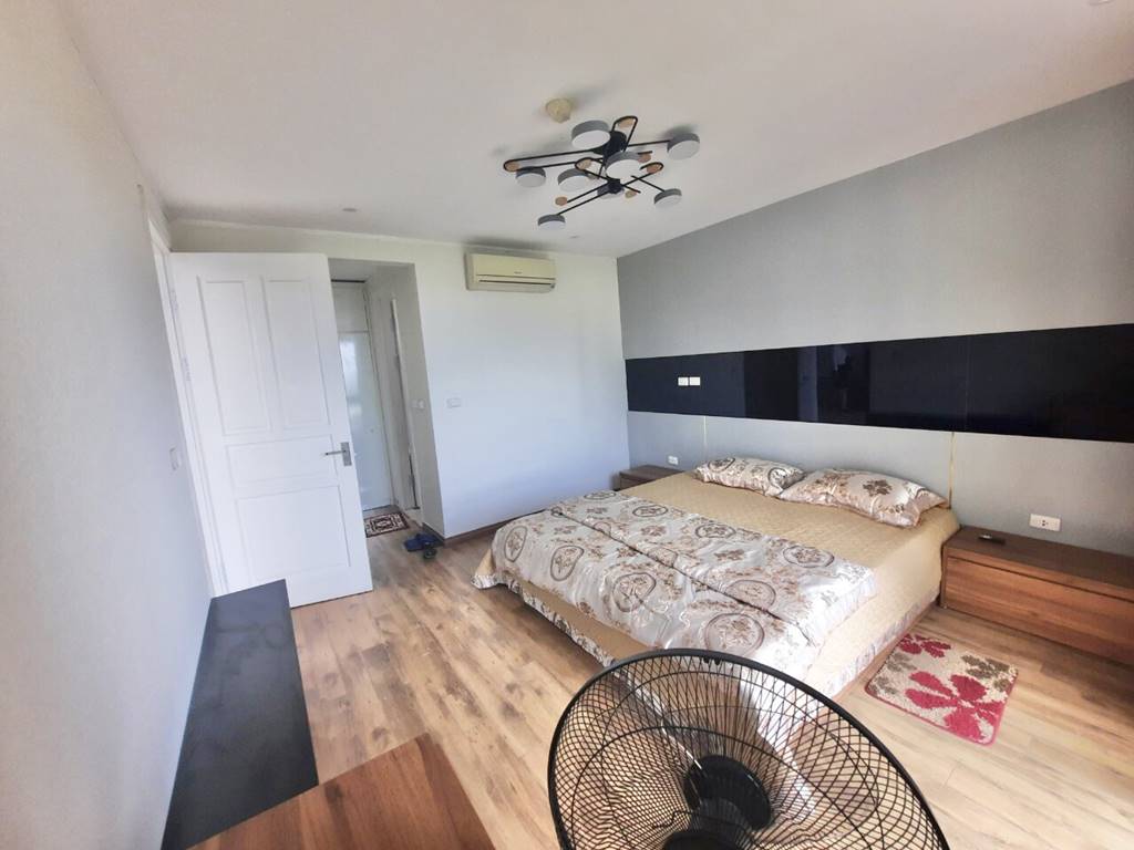 P1 Ciputra | Lovely 145 sqm apartment for rent 12