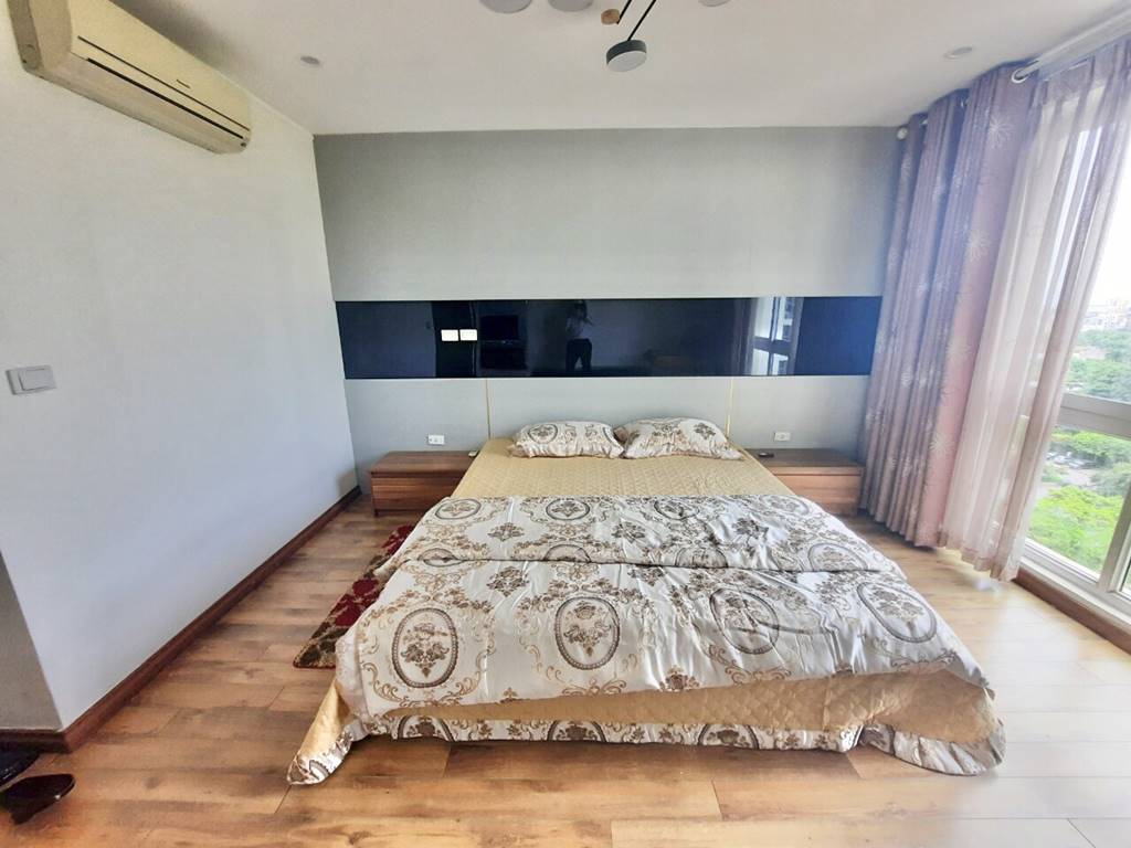 P1 Ciputra | Lovely 145 sqm apartment for rent 13
