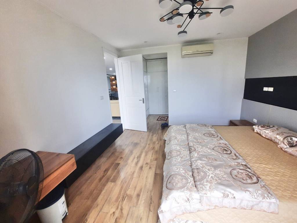 P1 Ciputra | Lovely 145 sqm apartment for rent 14