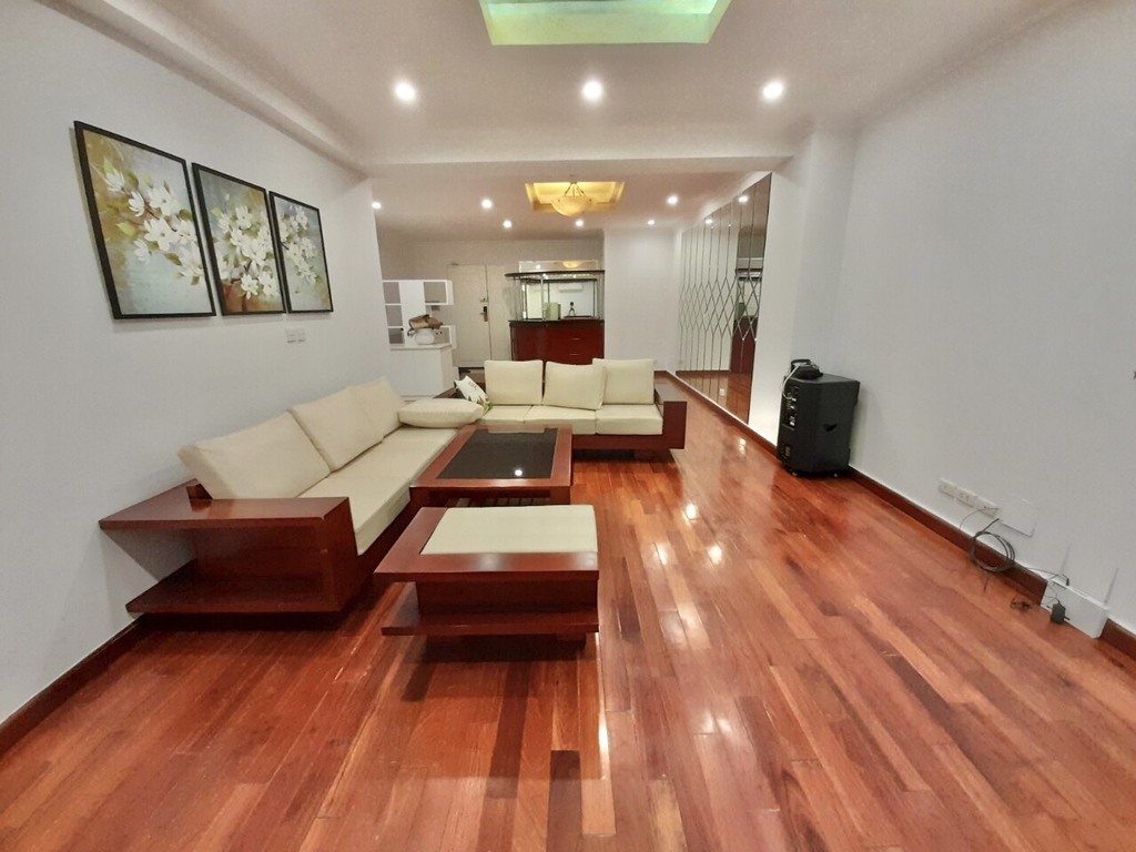 Cheap apartment for rent in G3 Ciputra for full option