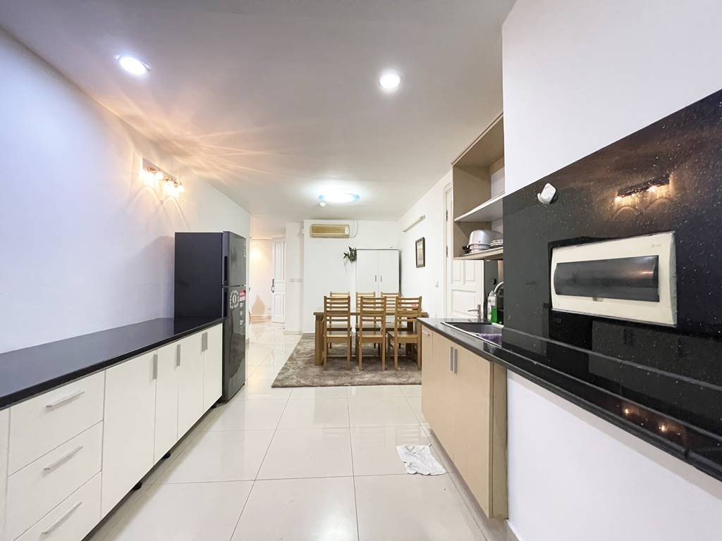 Reasonable - pricing apartment for rent in P2 Ciputra 10