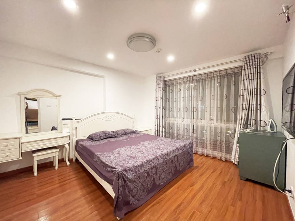 Reasonable - pricing apartment for rent in P2 Ciputra 11