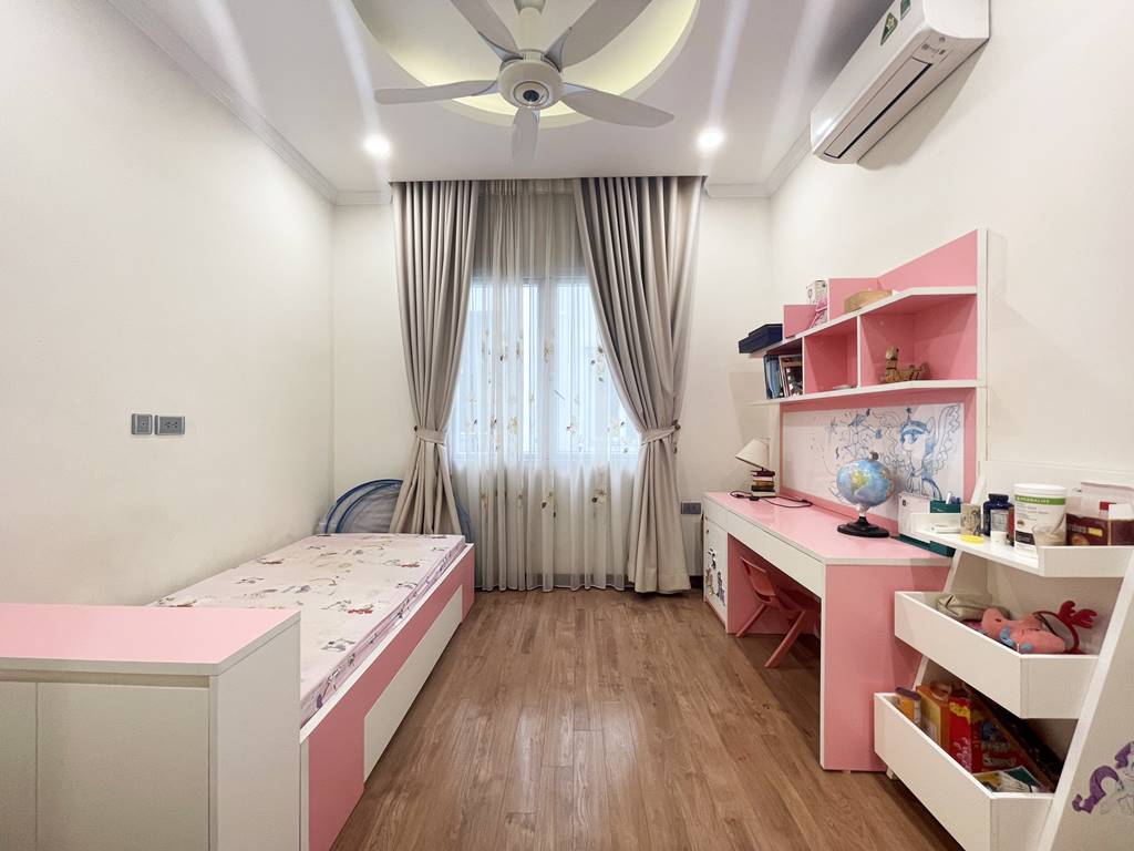 Reasonable pricing villa for rent in K3 Ciputra 21
