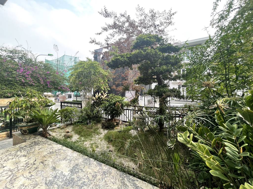 Reasonable pricing villa for rent in K3 Ciputra 4